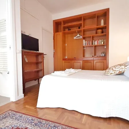 Elicriso Suites 招待所